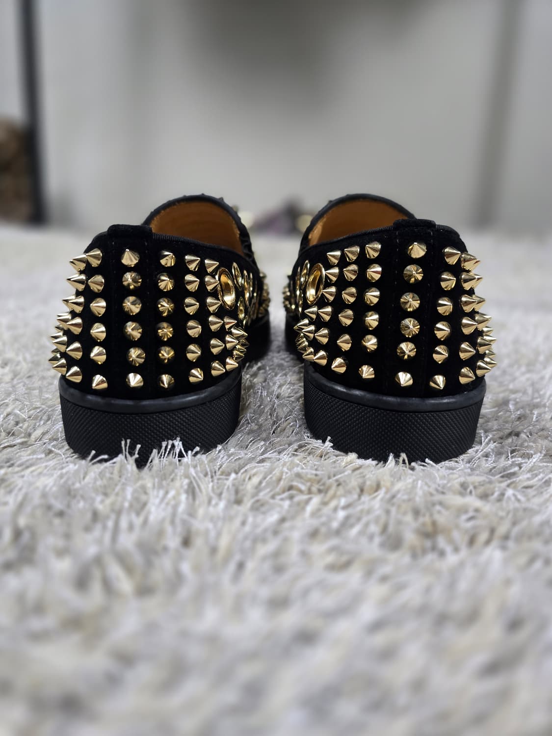 크리스찬 루부탱 스터드 슬립온 블랙 38 상품이미지3