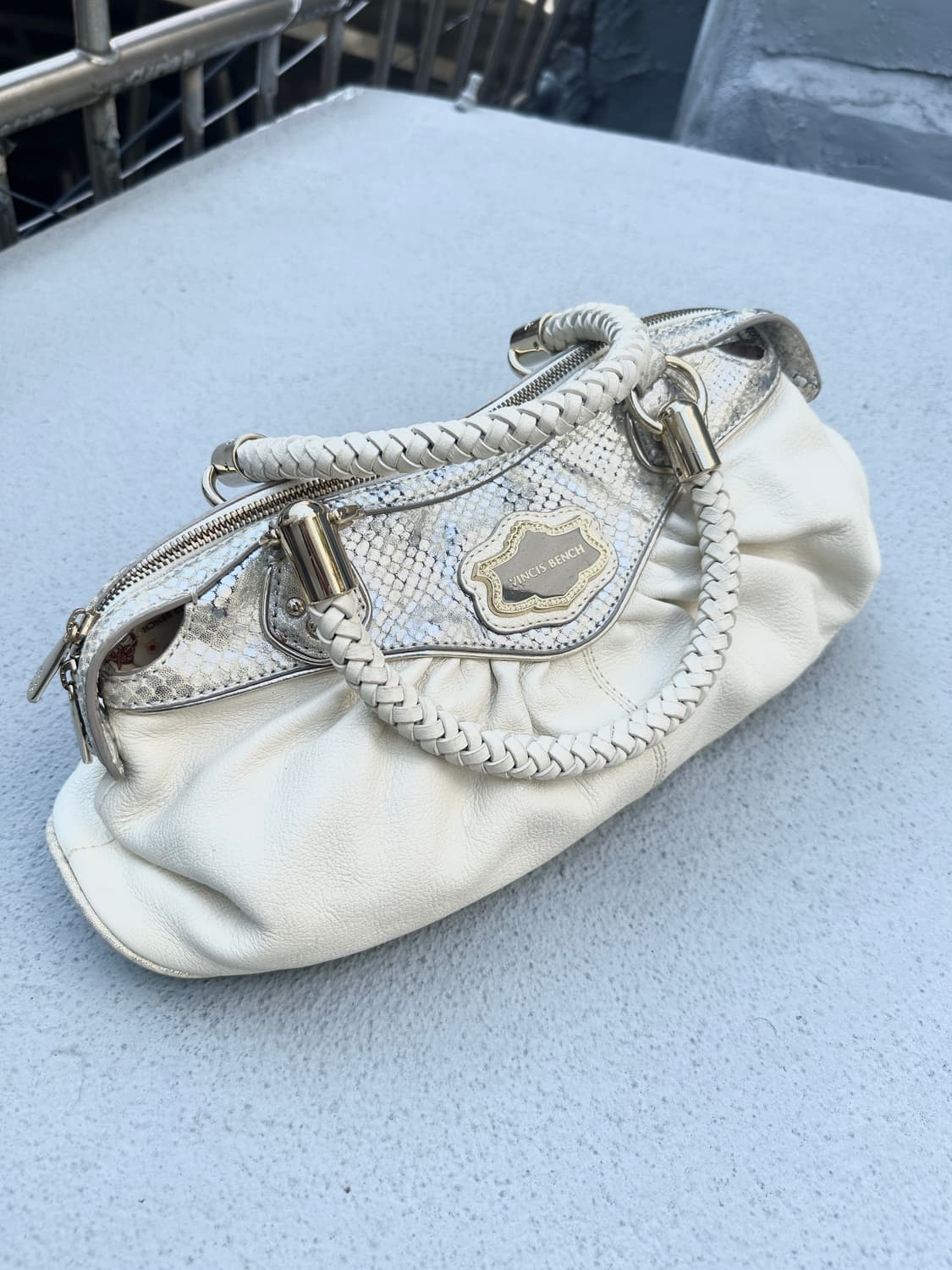 VINCIS BENCH handbag  상품이미지1
