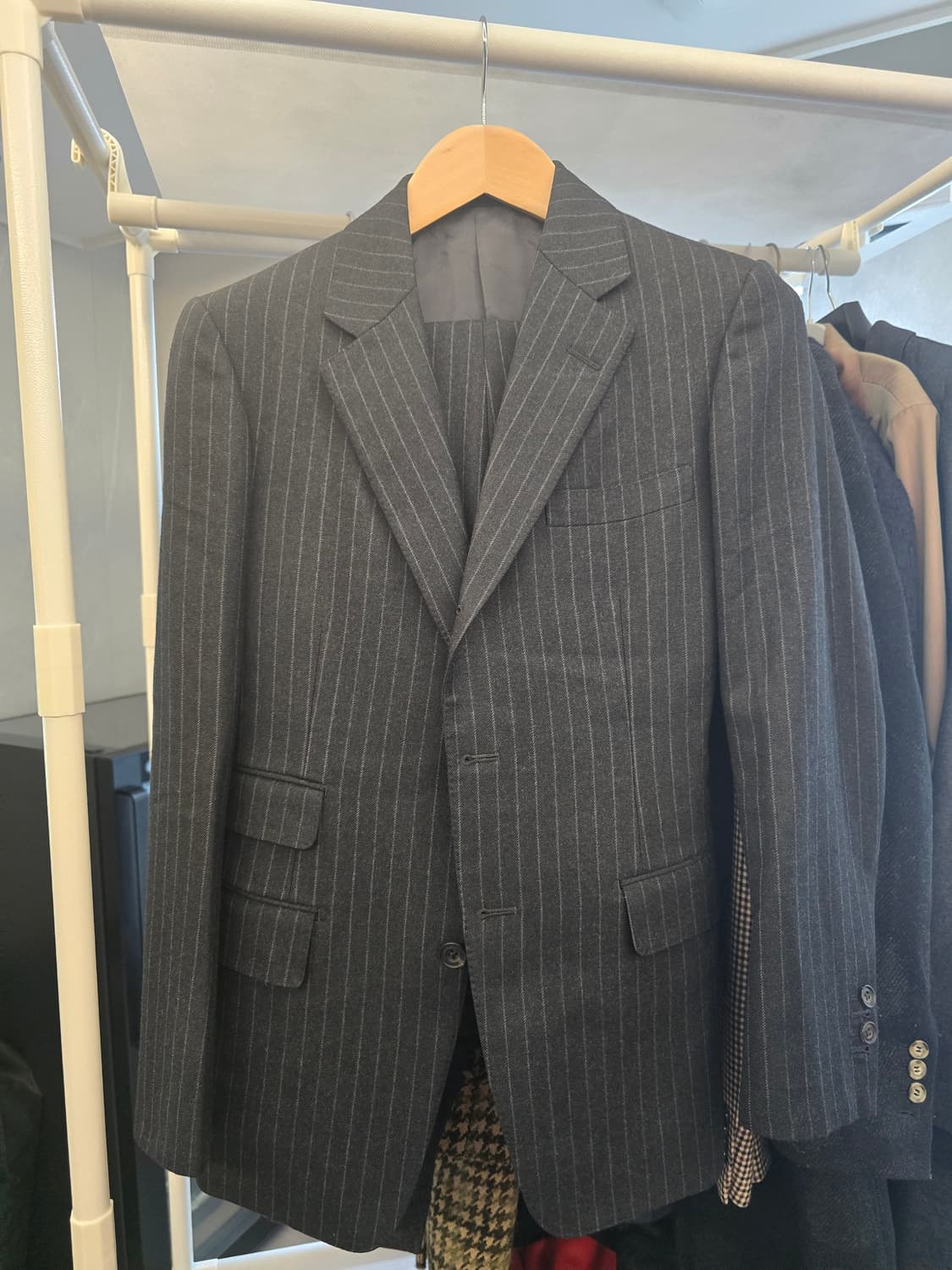 바탁하우스컷 차콜 스트라이프 수트 34(90) 상품이미지1