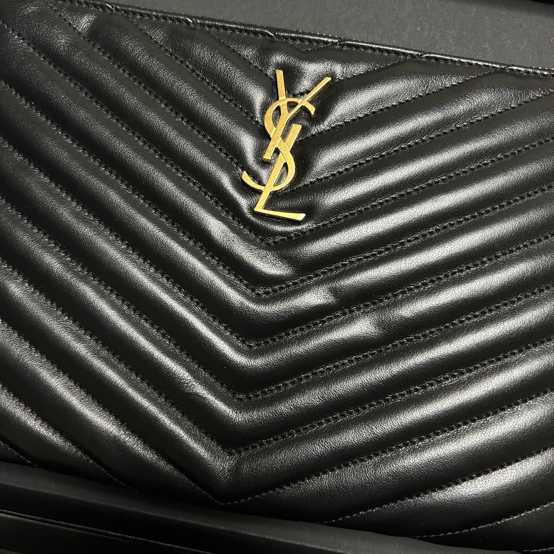 입생로랑 모노그램 클러치 스몰 상품이미지4