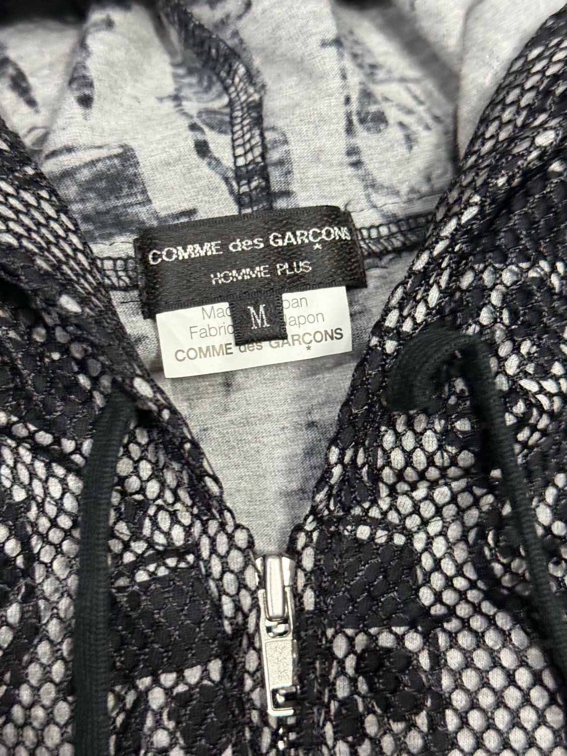 2010 꼼데가르송 아카이브 해골 패턴 메쉬 이중 원단 후드 집업 자켓 상품이미지5