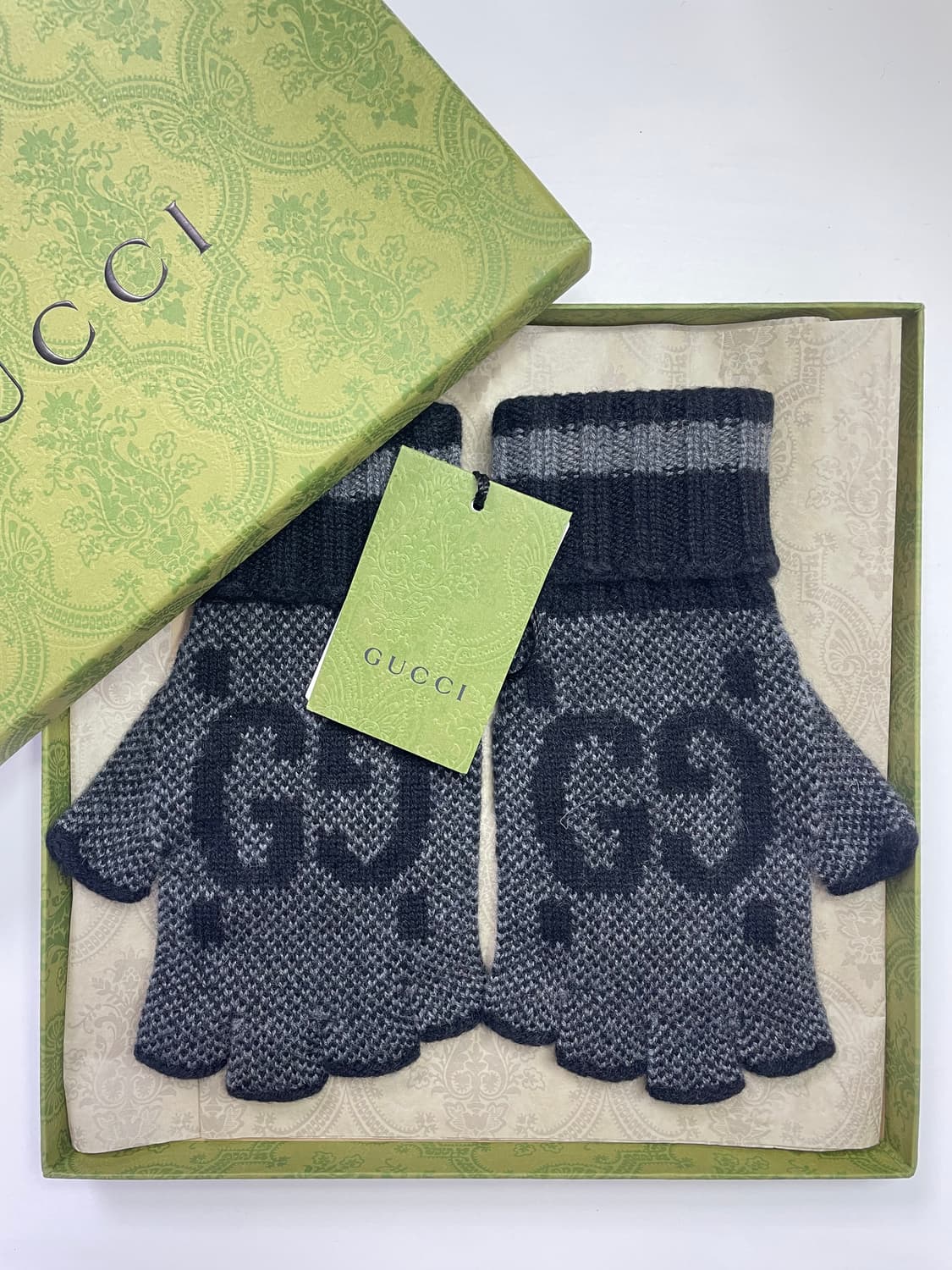 새상품 구찌 GG 핑거리스 장갑 캐시미어 100% 블랙 상품이미지4