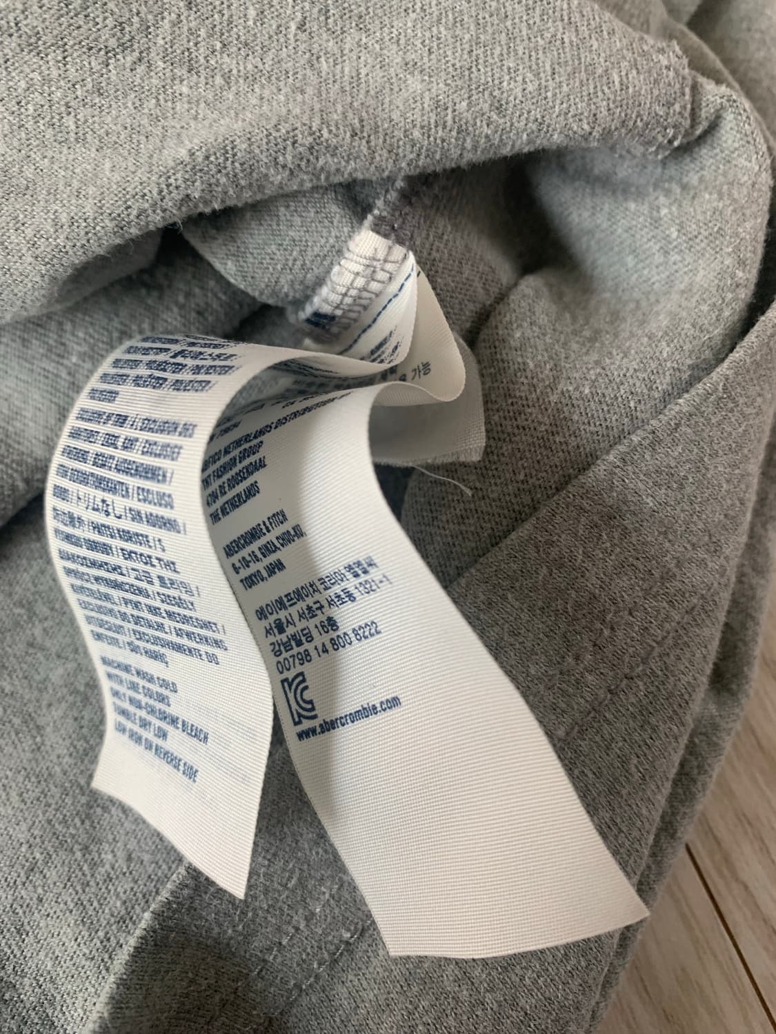 아베크롬비 뉴욕 반팔 티셔츠 (실측확인) 상품이미지4