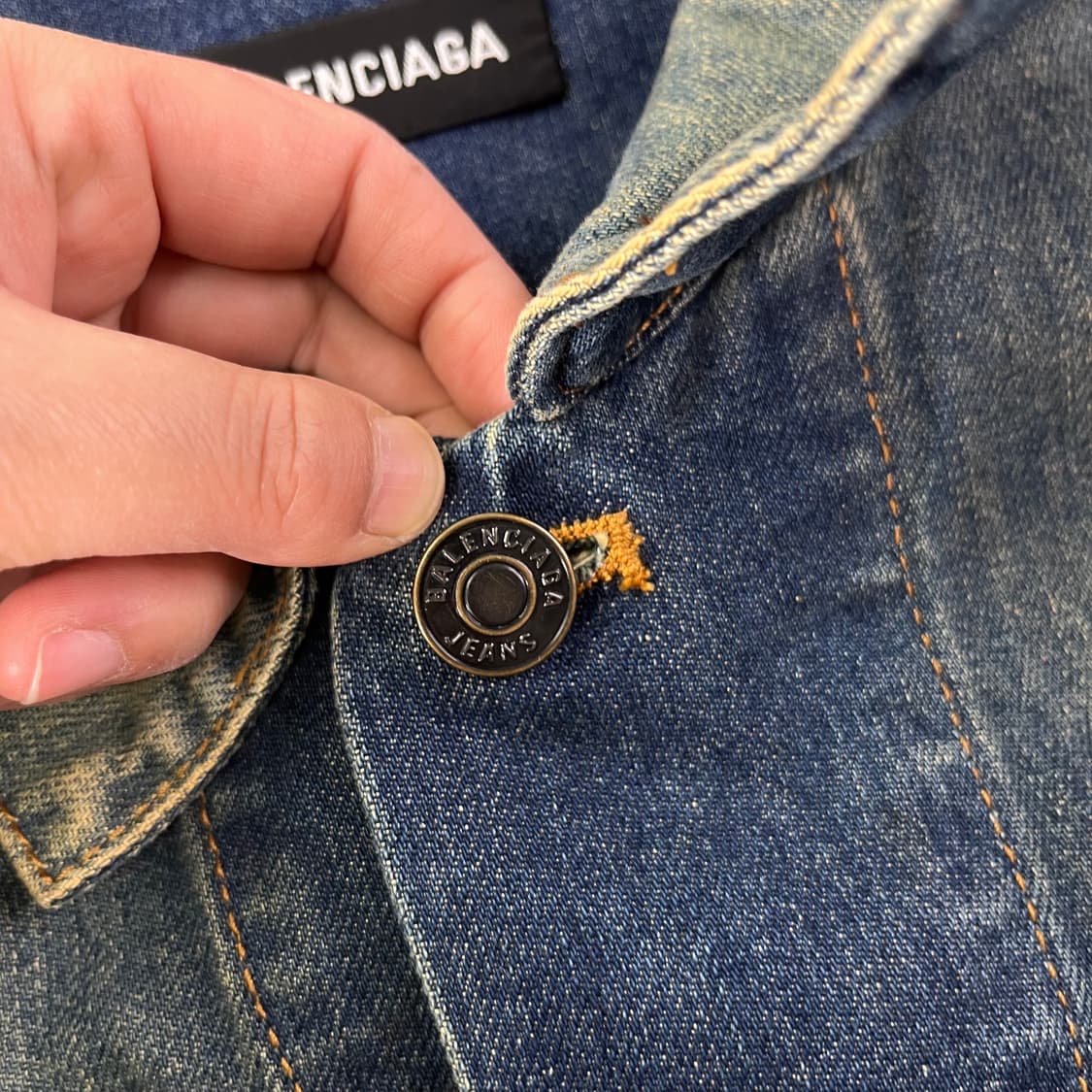 100 발렌시아가 2018 데님 자수 청자켓 상품이미지4