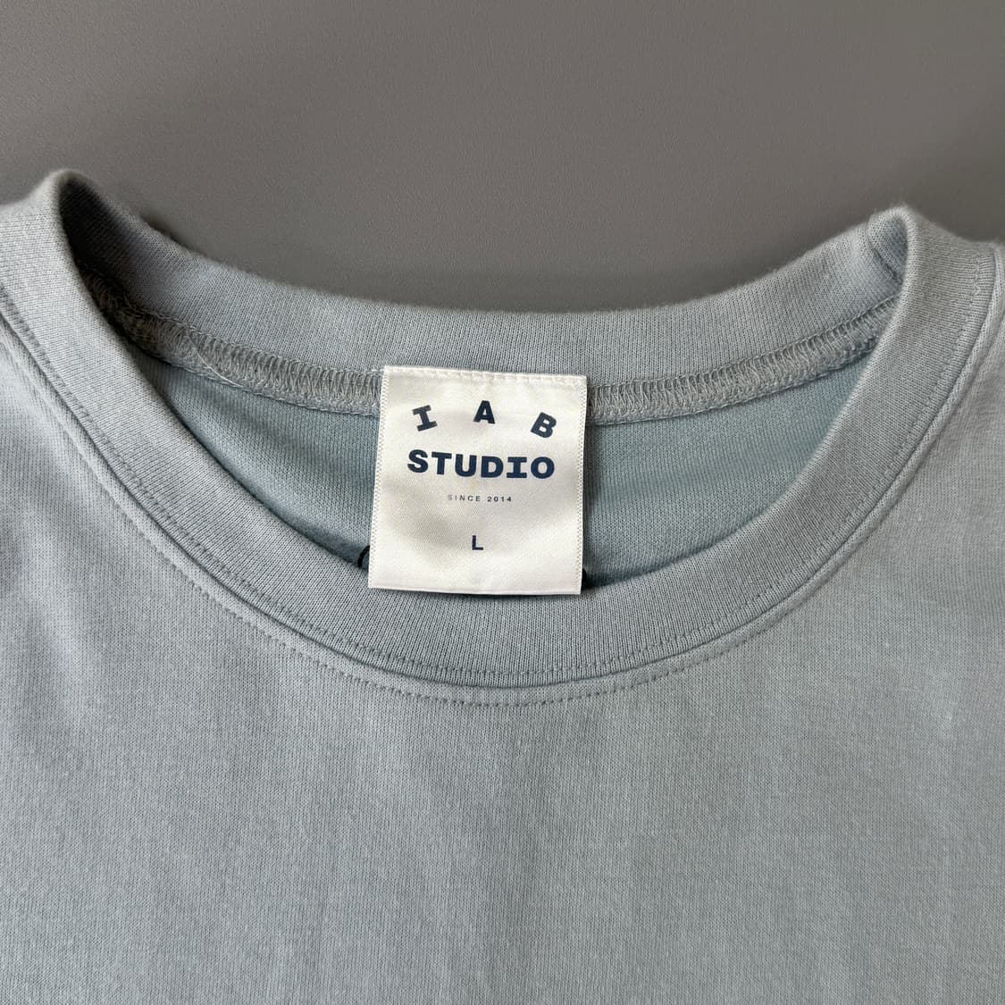 아이앱스튜디오 애쉬블루 반팔 L 상품이미지4