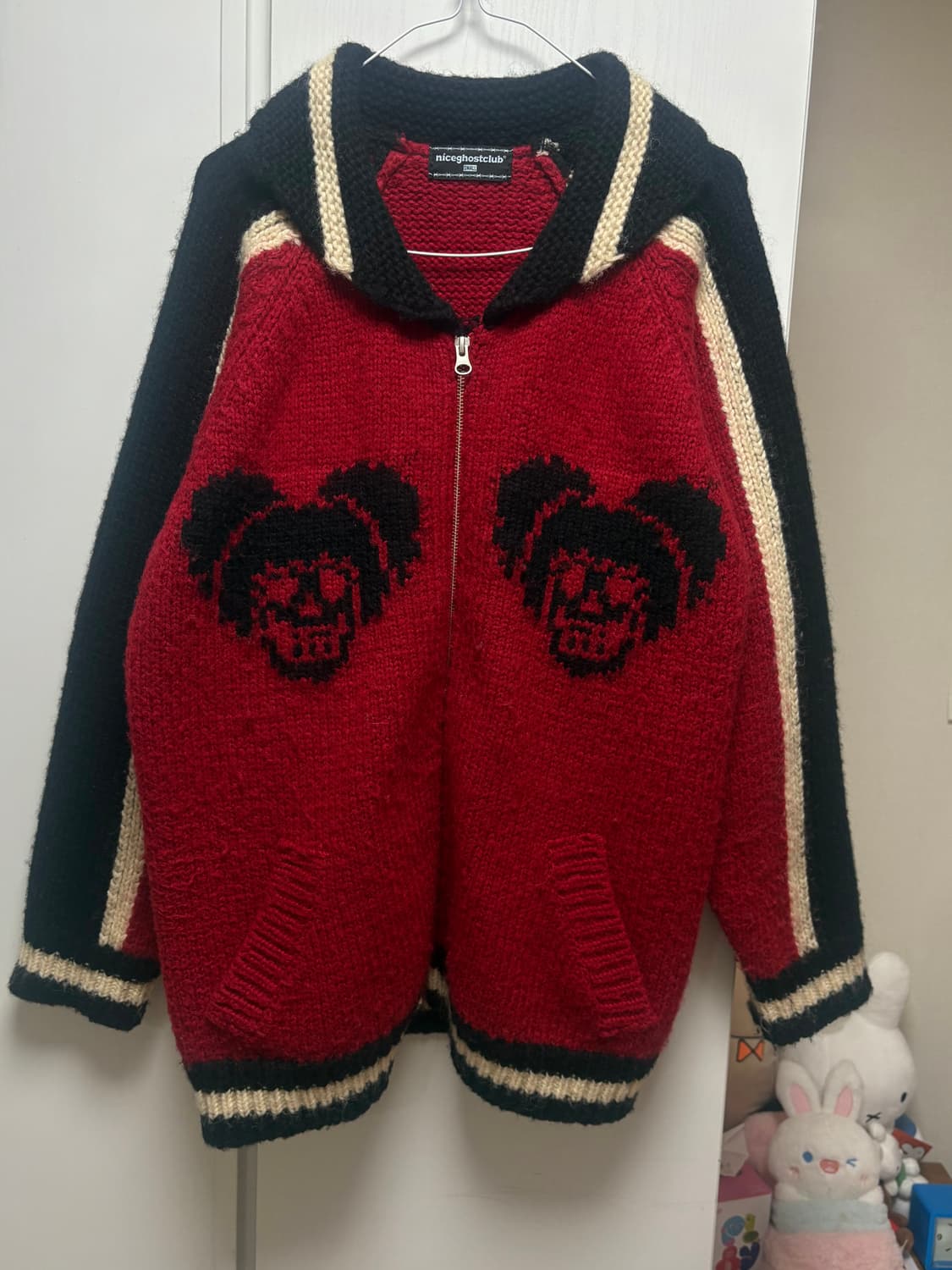 나이스고스트클럽 스컬 코위찬 스웨터 레드 상품이미지3