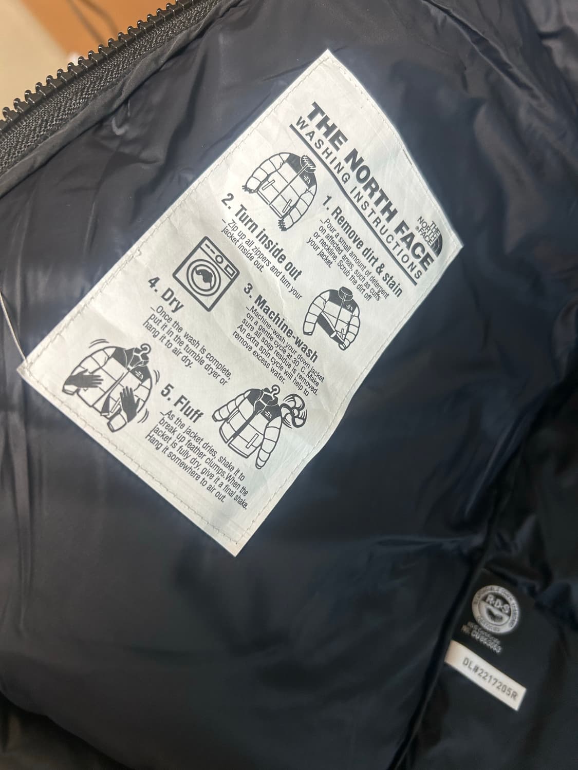 노스페이스 눕시패딩 텍 뜯지 않은 상품입니다 ! 상품이미지4