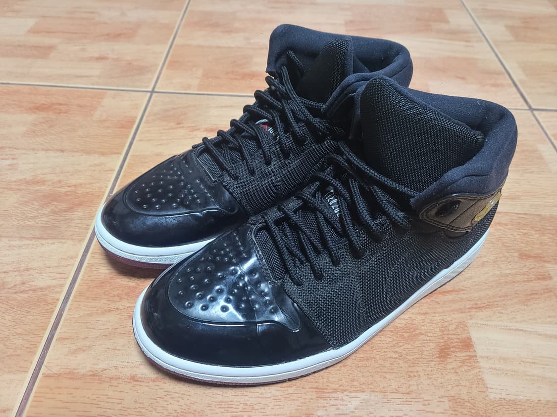 조던1 미드 레트로 브레드 270(265추천) 상품이미지1