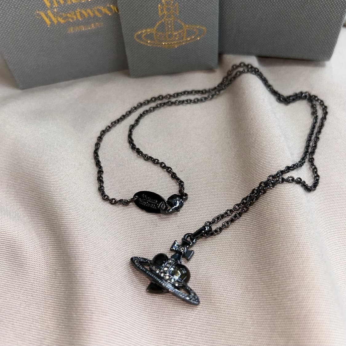 (풀박스)Vivienne Westwood Diamante Necklace 상품이미지1