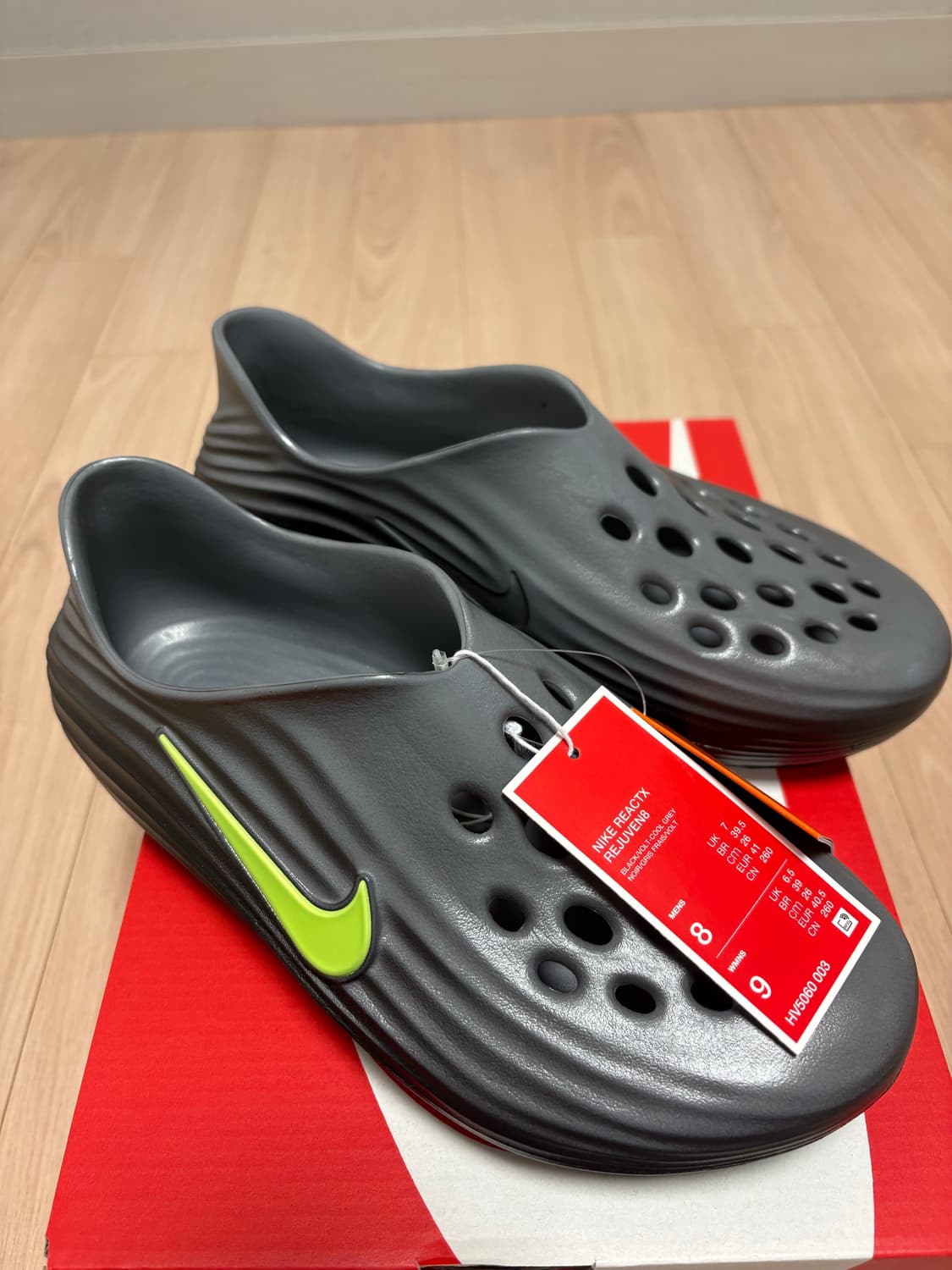 나이키 리액트 리주버네이트 260 상품이미지1