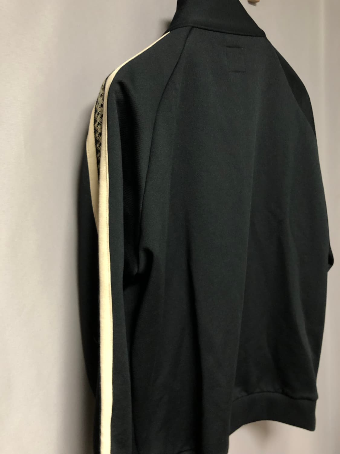 사스콰치패브릭스 트랙자켓 한정컬러 상품이미지5