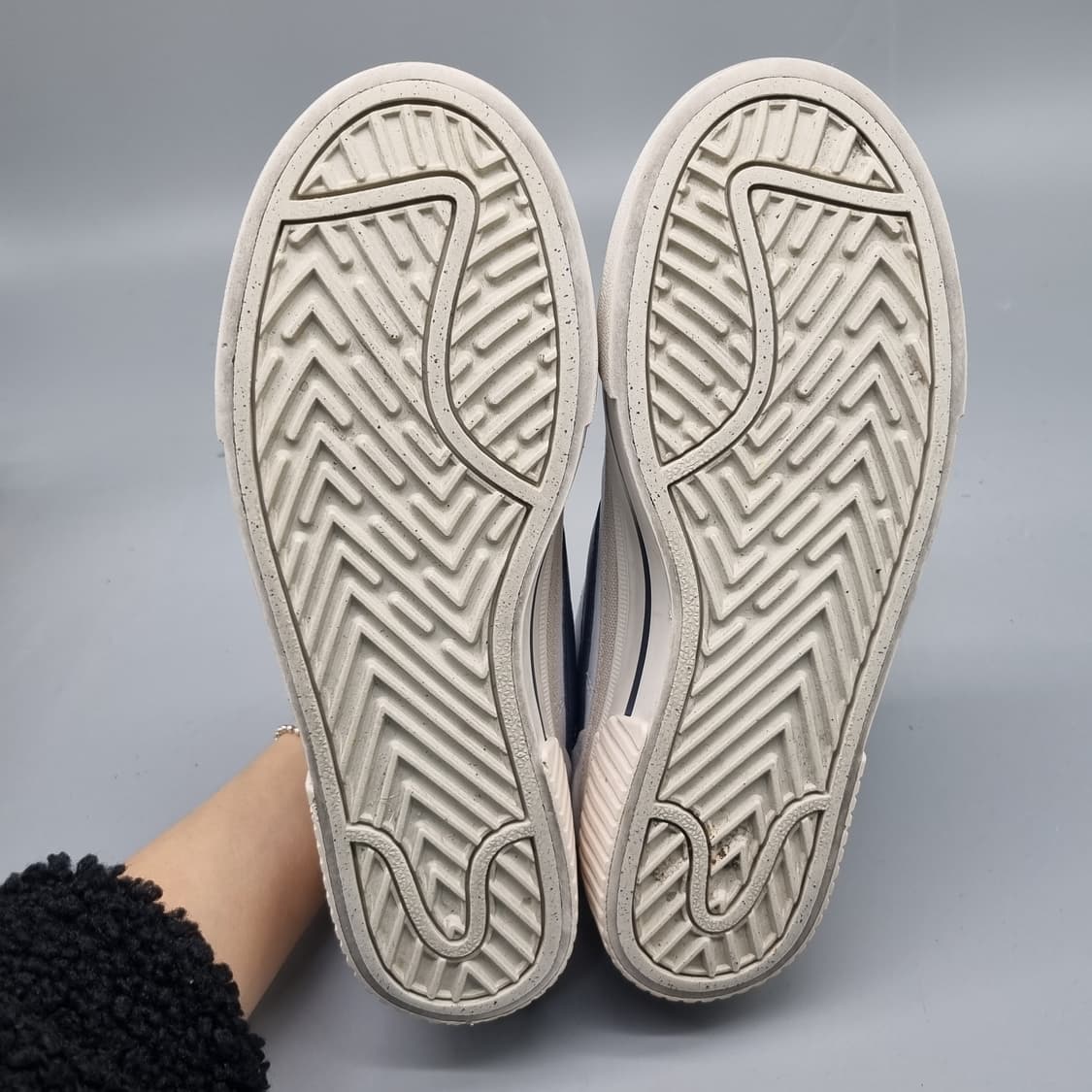 나이키 코트레거쉬 리프트 여성운동화235  상품이미지3