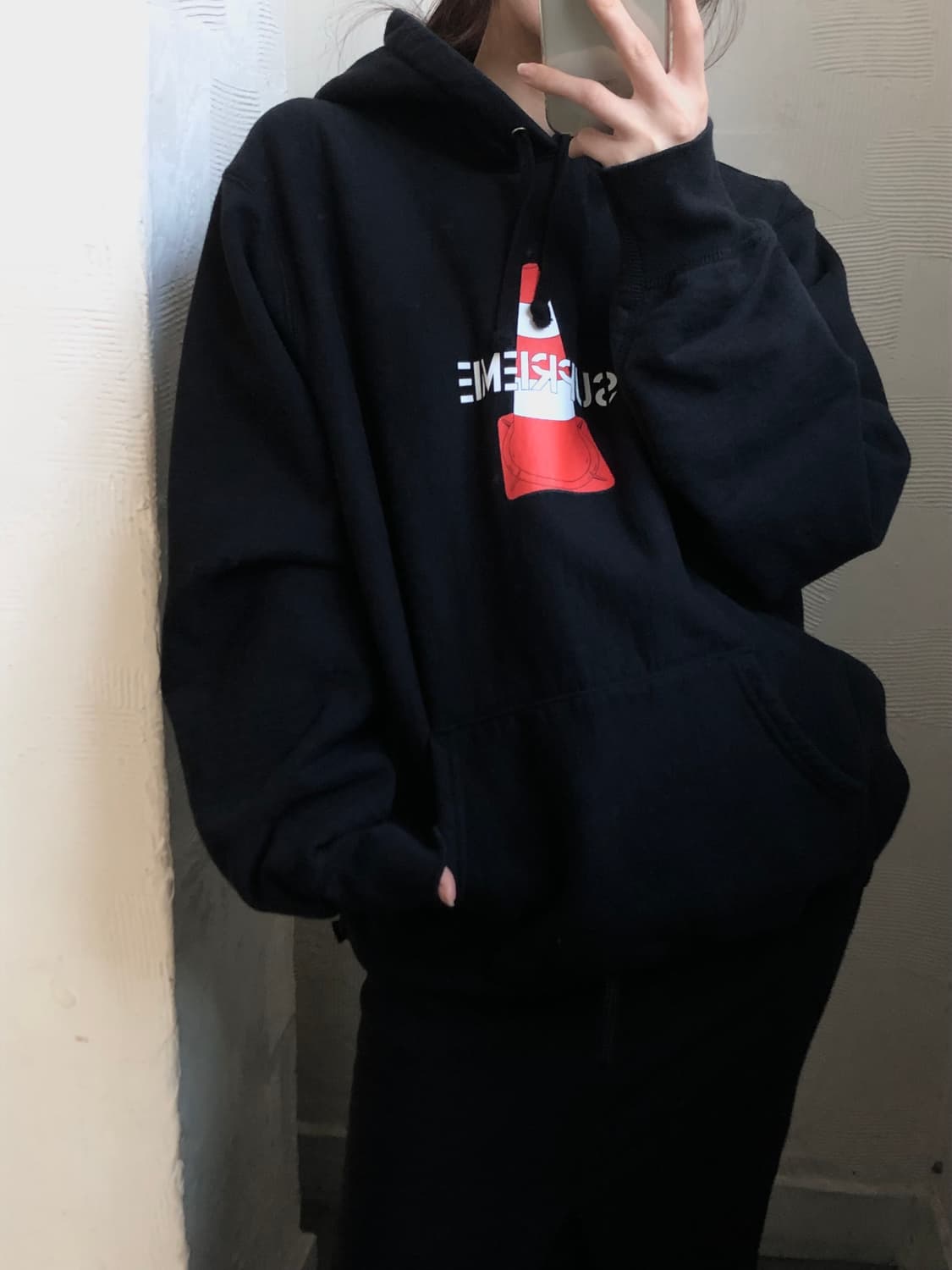 Supreme 슈프림 19FW 콘 로고 블랙 후드 상품이미지1