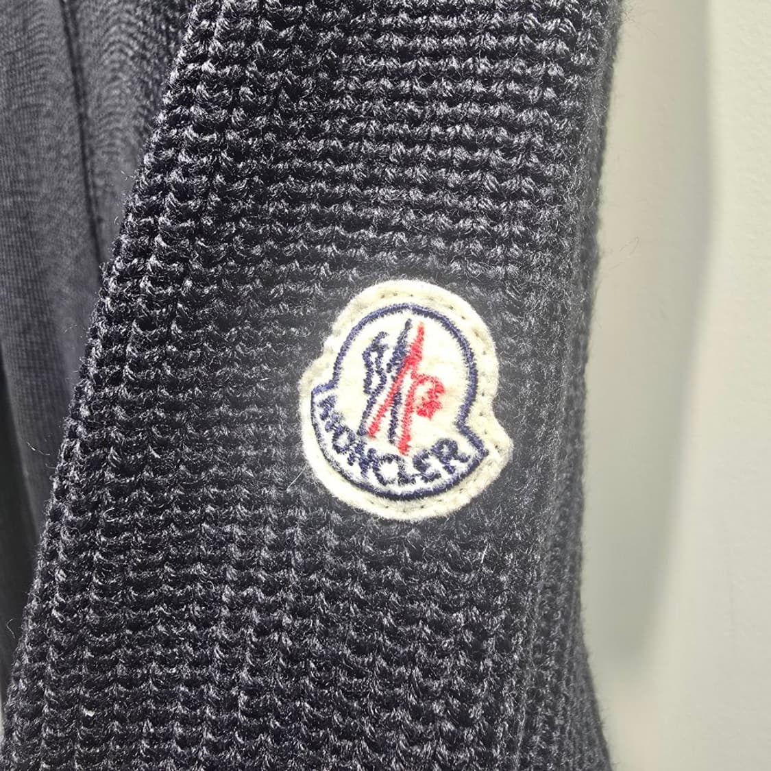 [중고/정품] 몽클레어 마글로네 트리콧 가디건 L 상품이미지3