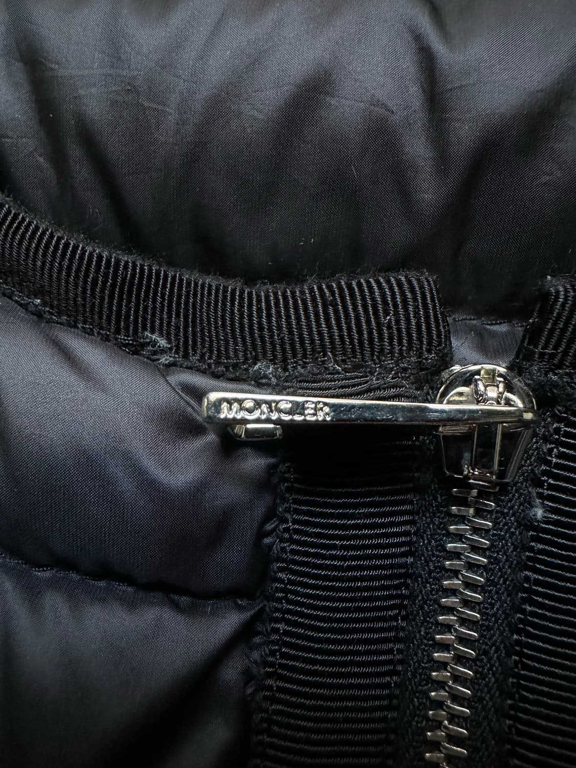 몽클레어 블랙 경량 패딩 0사이즈 [XS] 상품이미지3