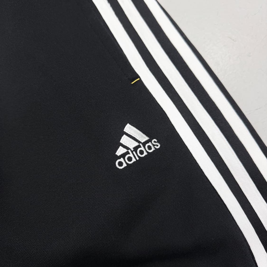 아디다스 00s 독일 삼선 올드스쿨 와이드 트랙팬츠 상품이미지4