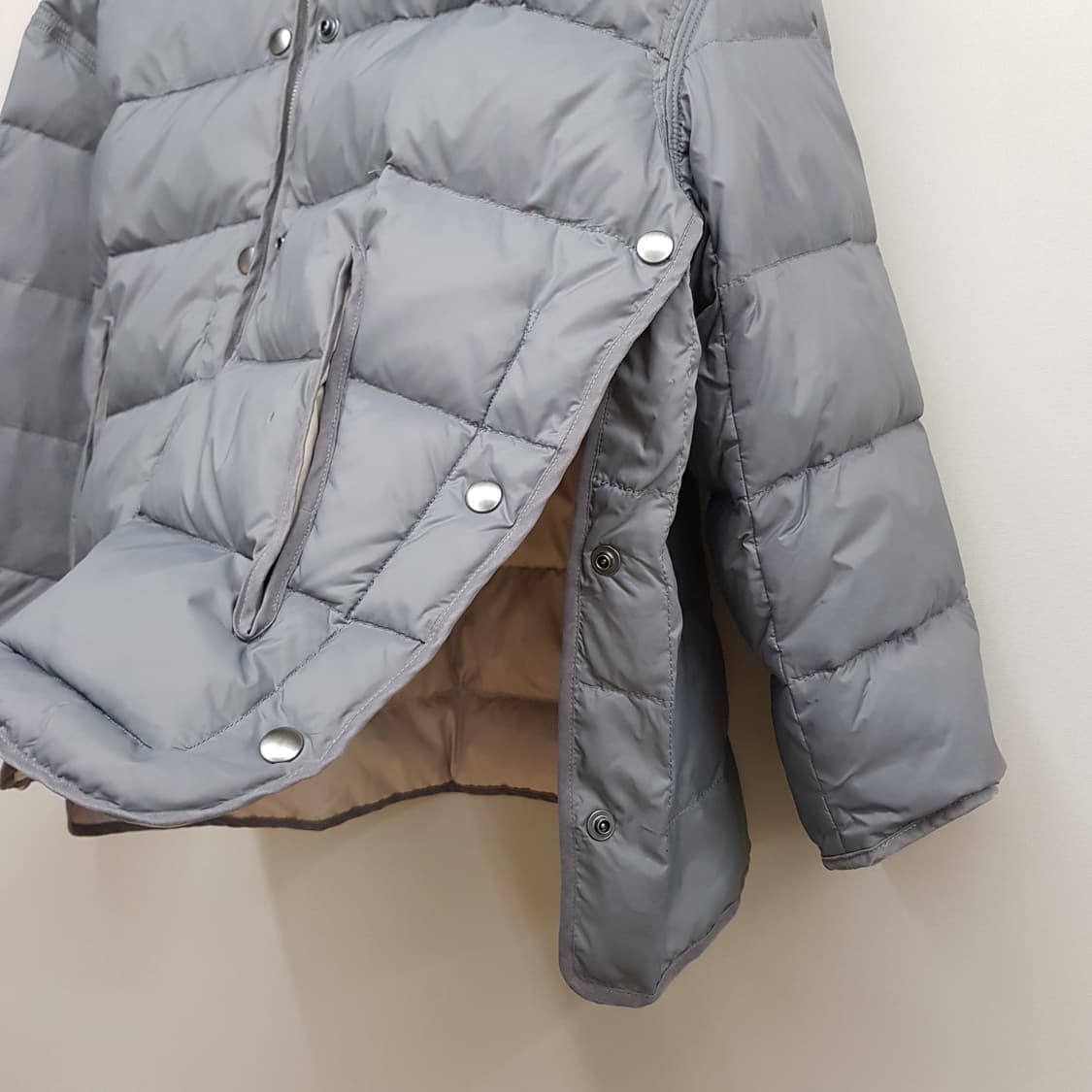 한섬 시스템 오버핏 라운드 다운 패딩 82-94-160사이즈 상품이미지5