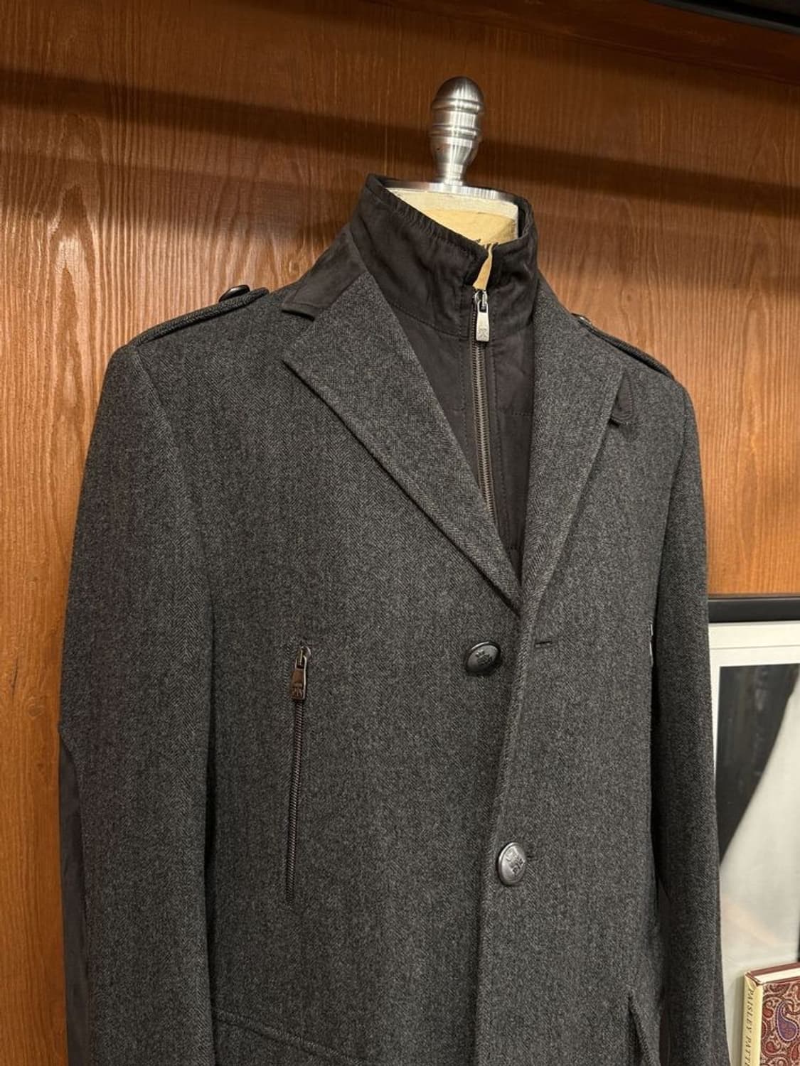 꼬르넬리아니 코트 상품이미지2