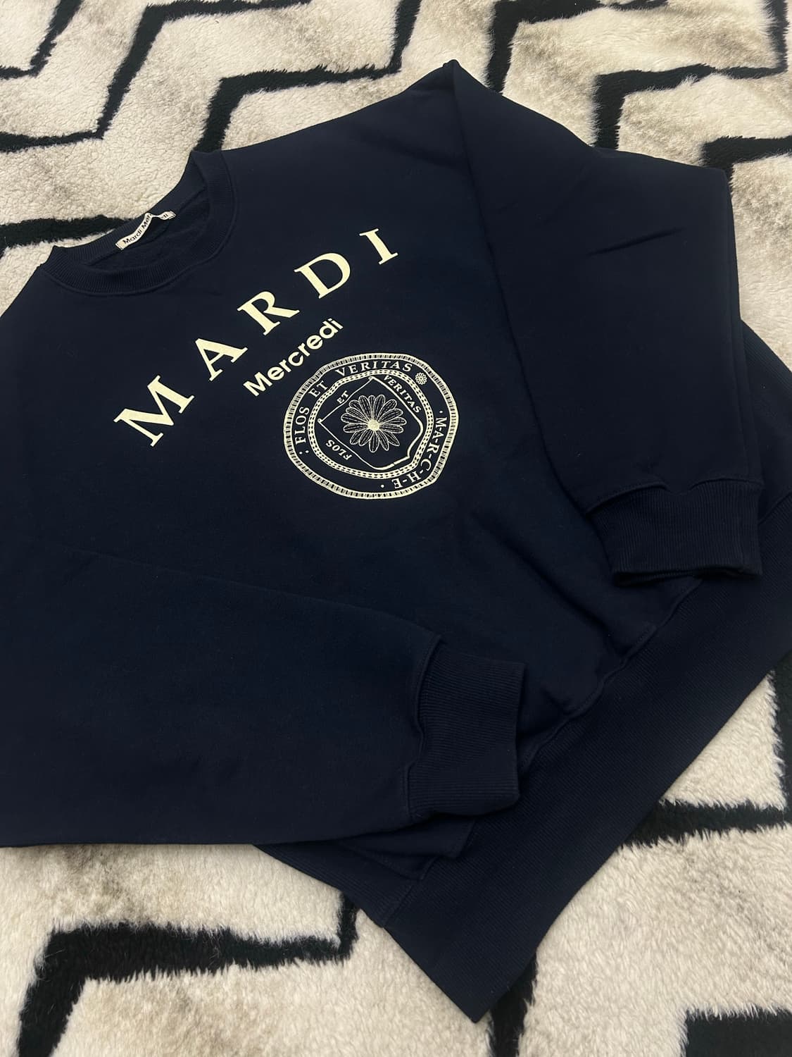 [Free]마르디메크르디 오버핏 맨투맨/짙은네이비/기모 상품이미지1