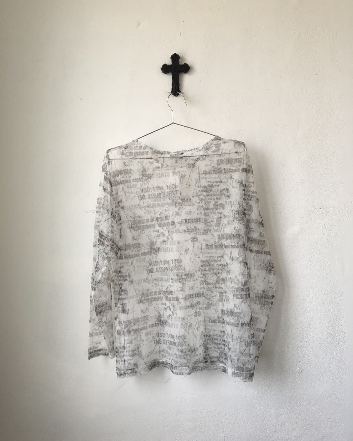 Lettering printing see through mesh slee 상품이미지2