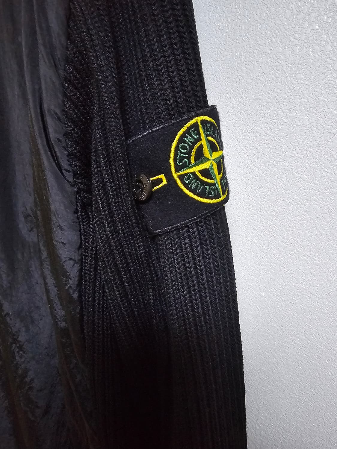 스톤아일랜드 나일론메탈 프리마로프트 니트 상품이미지3