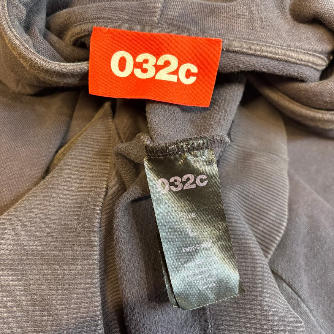 공삼이씨 032c 페이딩 퍼플 후드 상품이미지4