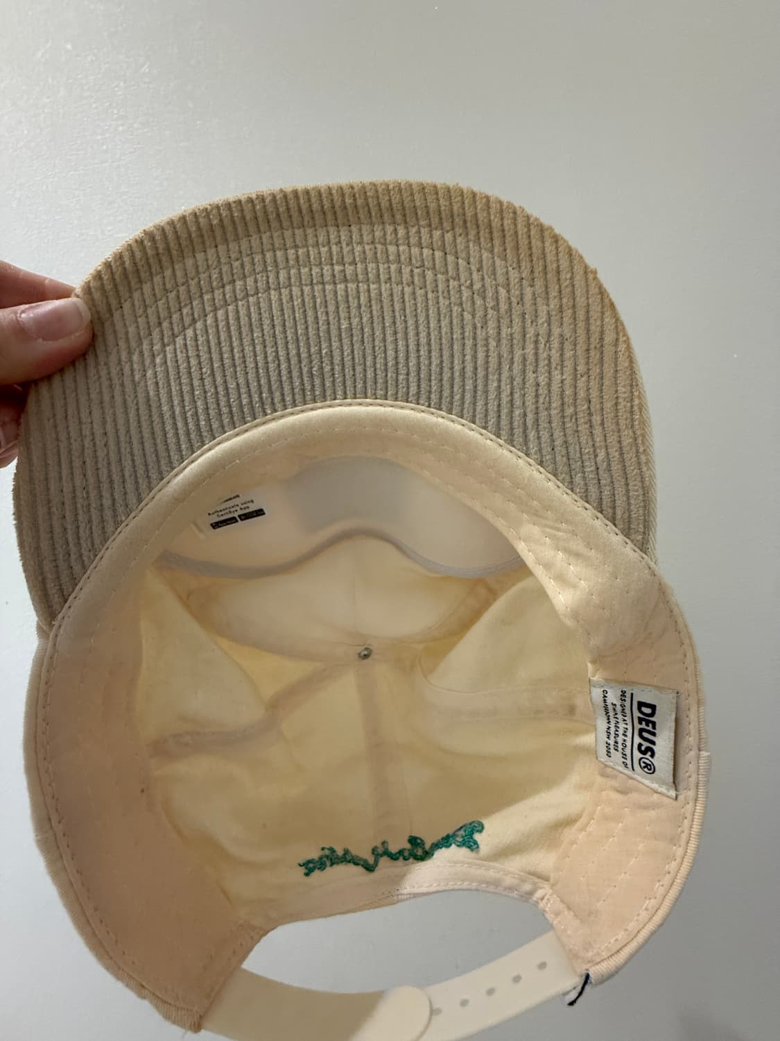 deus 모자 상품이미지8