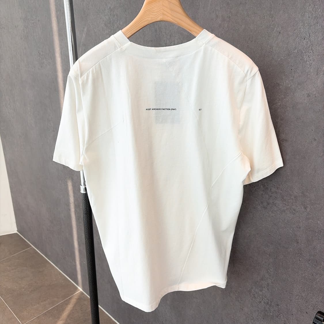 (정품/새상품) PAF 포스트 아카이브 팩션 남성 6.0 화이트 티셔츠 상품이미지4