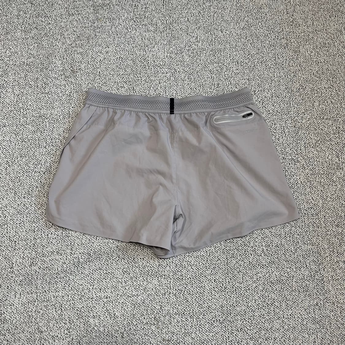 나이키 러닝쇼츠 상품이미지2