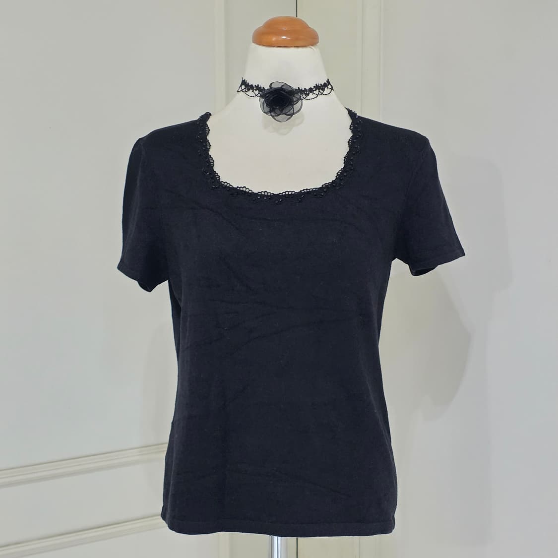 일본빈티지)블랙고딕로리타st 로맨틱 오네갸루 레이스 비즈 골지니트반팔 상품이미지2