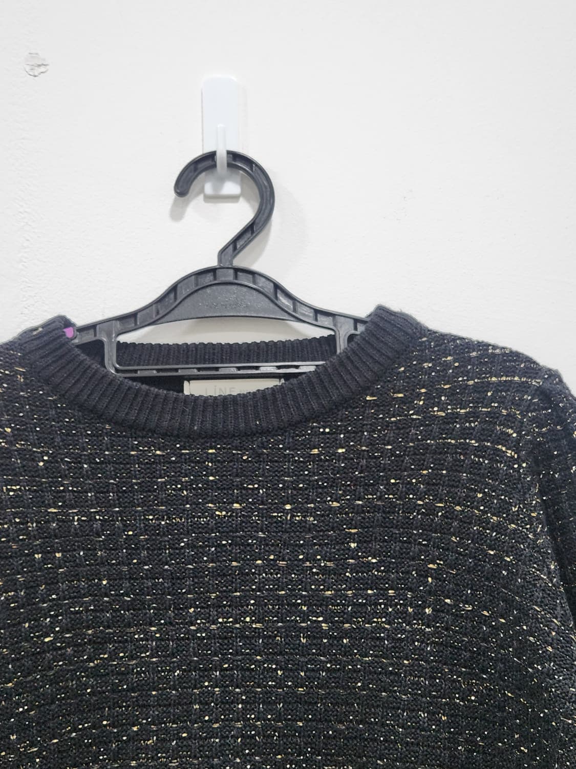 [F] 라인 LINE 블랙 골드펄 퍼프소매 반팔 니트 상품이미지3