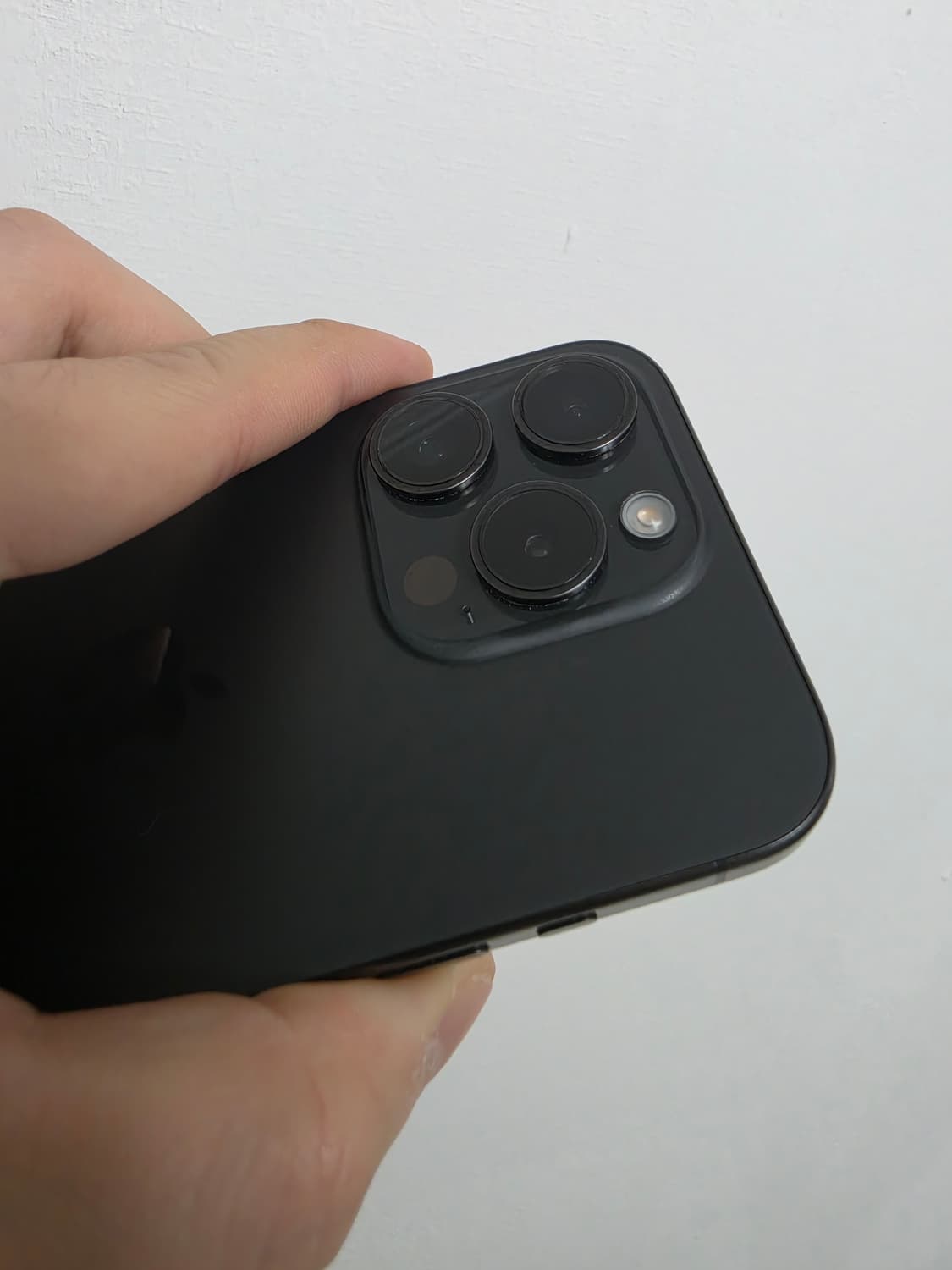 아이폰 15프로 256 블랙 상품이미지5