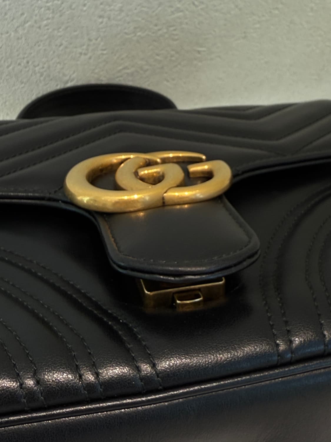 구찌 GG 마몽 마틀라세 탑핸들 숄더백 상품이미지7