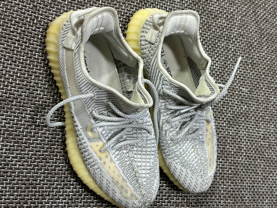 아디다스 이지부스트 350 스태틱 255사이즈 상품이미지1