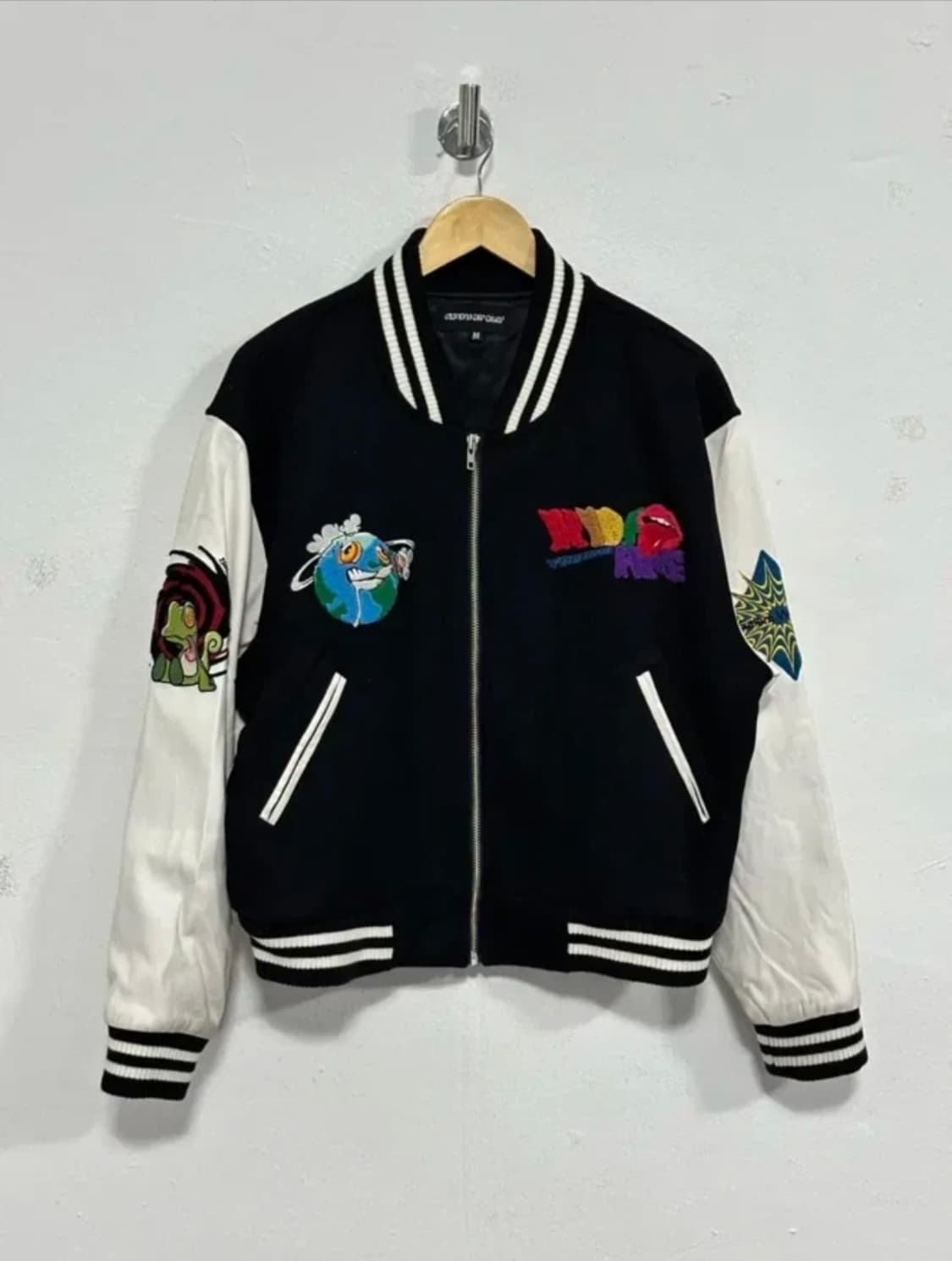 선데이 오프클럽 바시티 자켓 상품이미지1