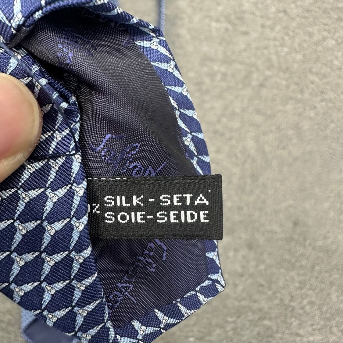 페레가모 빈티지 넥타이 상품이미지4