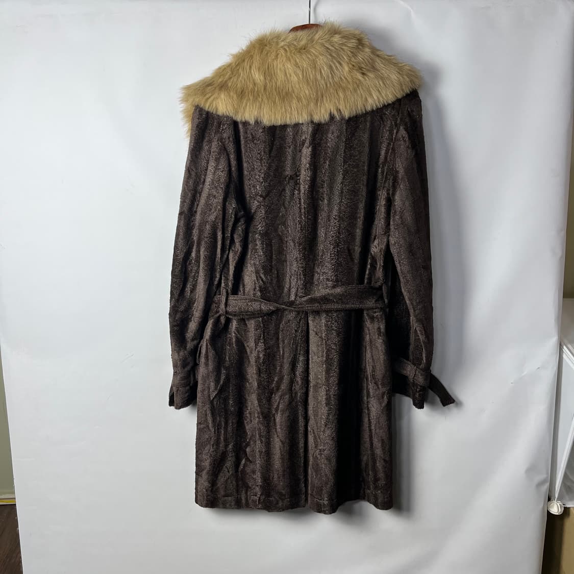 [Tornado Mart] 토네이도마트 브라운 퍼 코트 상품이미지2