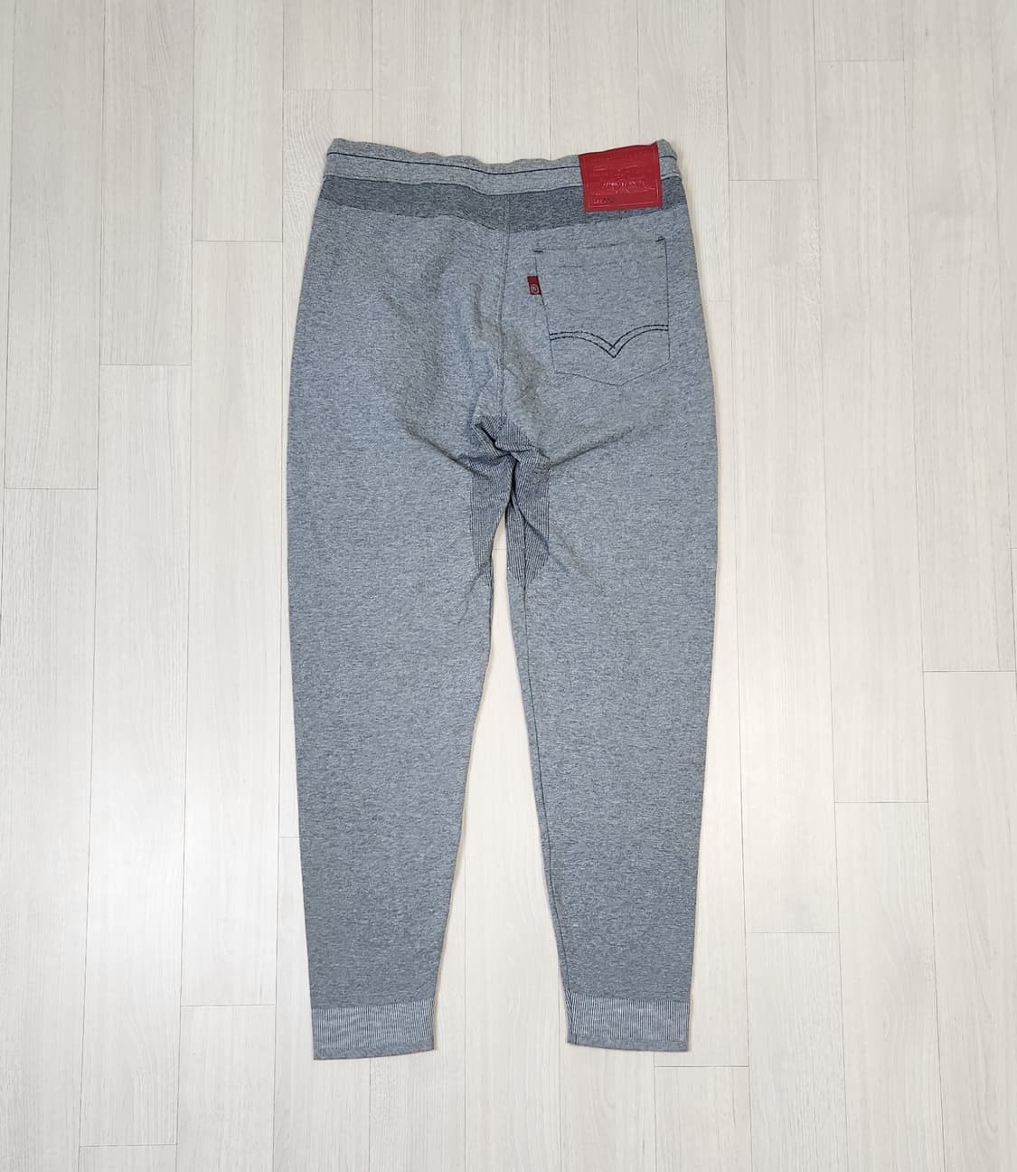 (새상품급) 리바이스 엔지니어드진 조거팬츠 상품이미지1