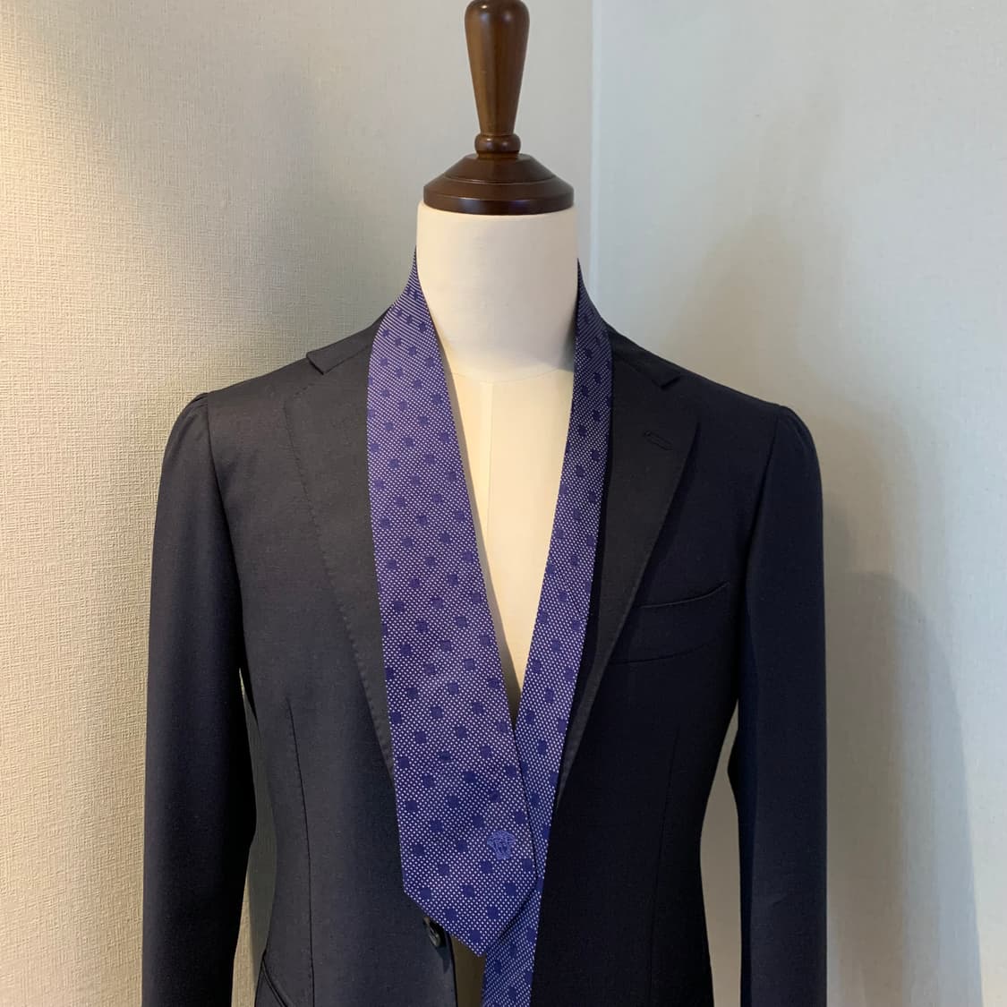 베르사체(VERSACE) 신형라벨 이태리 100실크 명품넥타이 7.5cm 상품이미지1