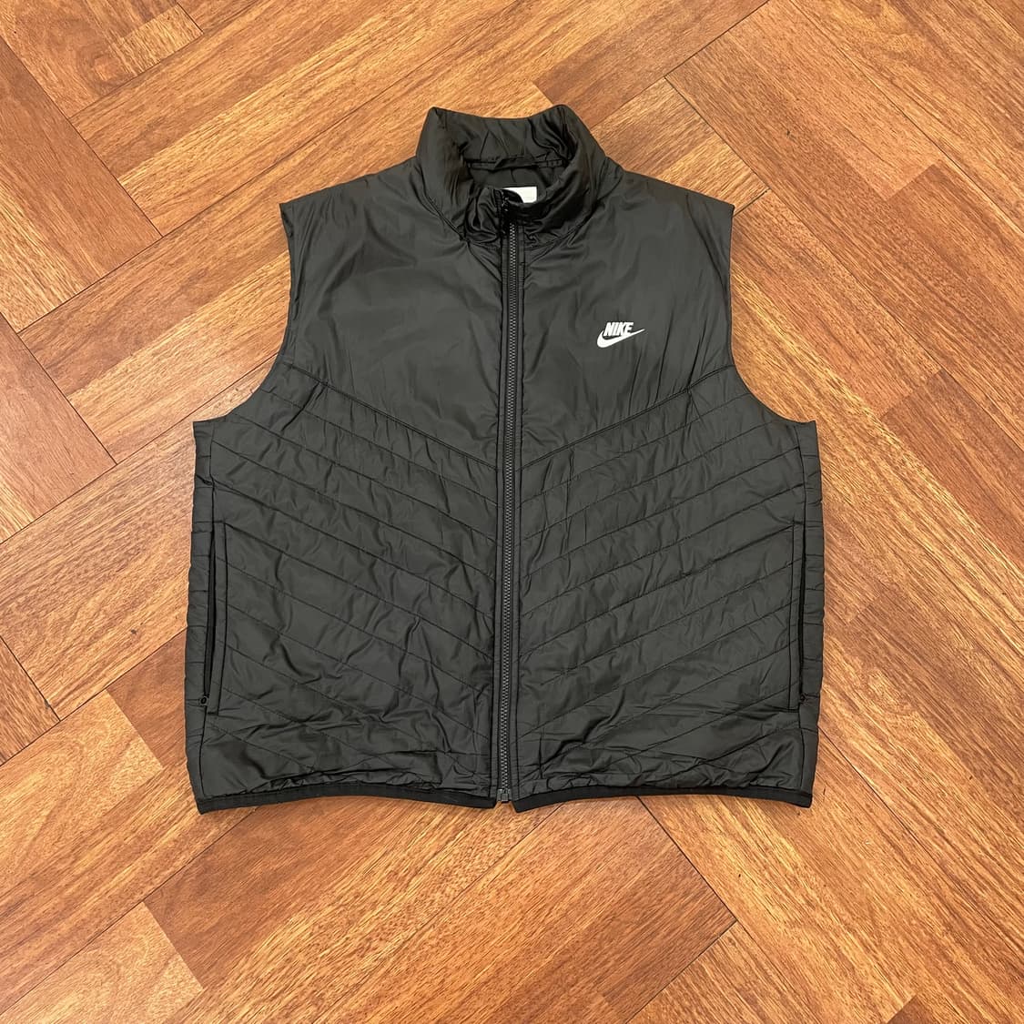 나이키 윈드러너 미드웨이트 패딩조끼 상품이미지2