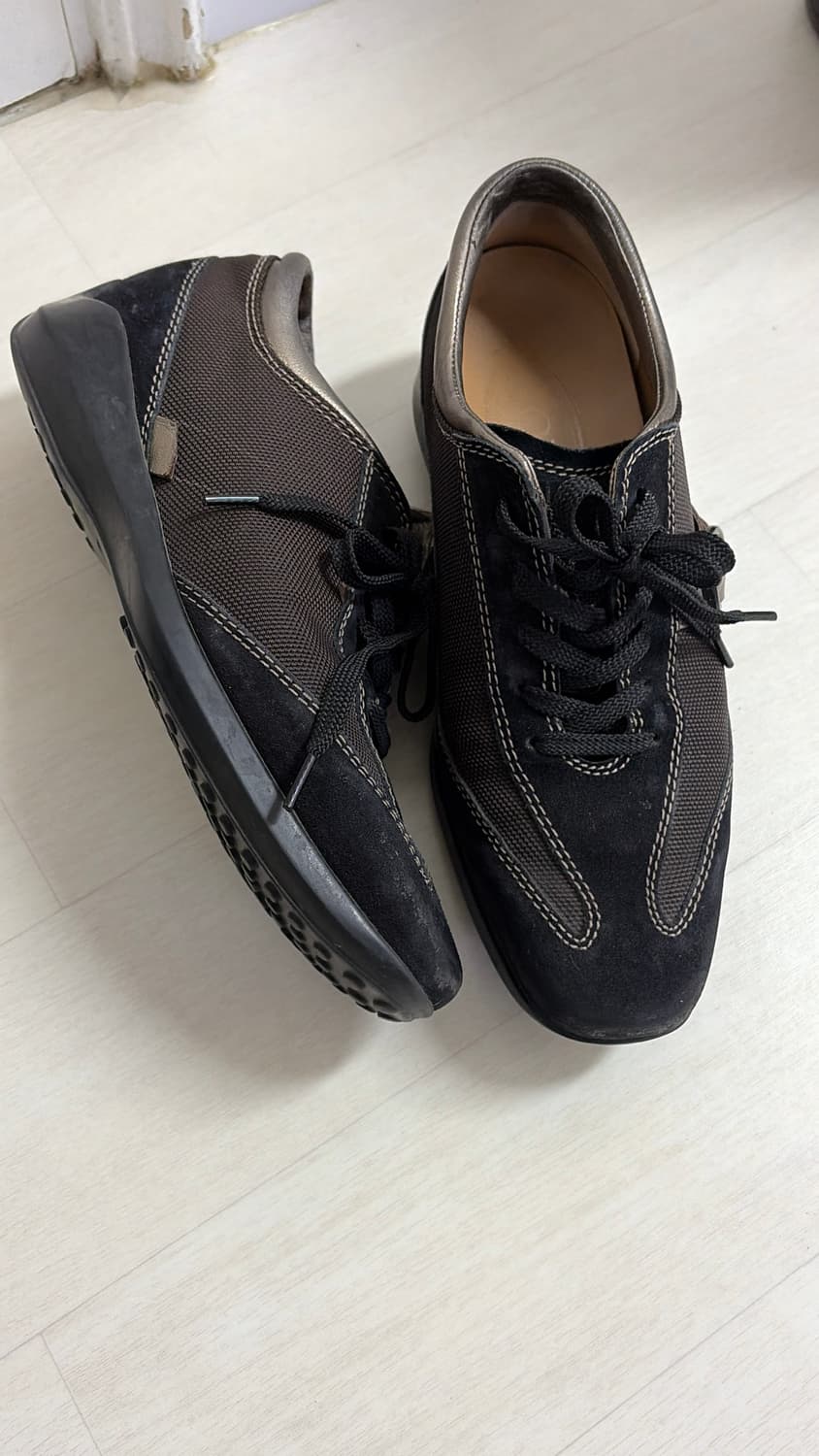 토즈 스니커즈 235 정품  상품이미지3