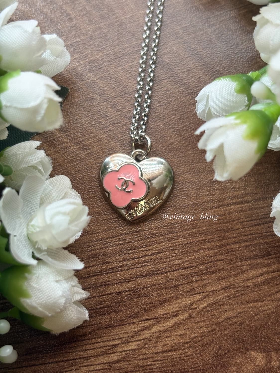 샤넬 클로버하트 실버 목걸이 상품이미지1