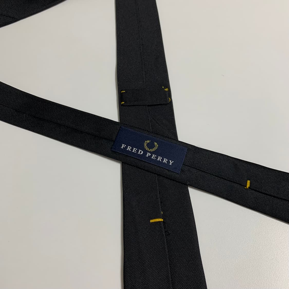 프레드페리(FRED PERRY) 블랙 내로우 슬림넥타이 명품 100실크 상품이미지4