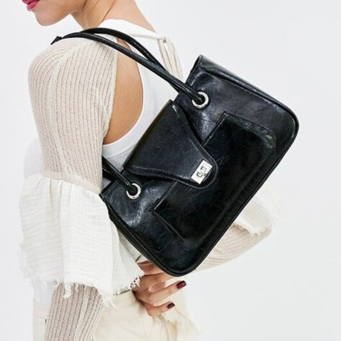 APOA Pao Long Handle Bag Crinkle 상품이미지4