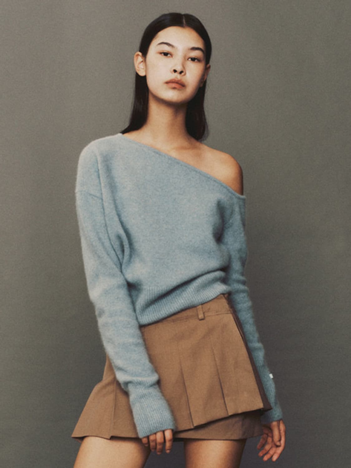 인스턴트펑크 오프숄더 니트 상품이미지1