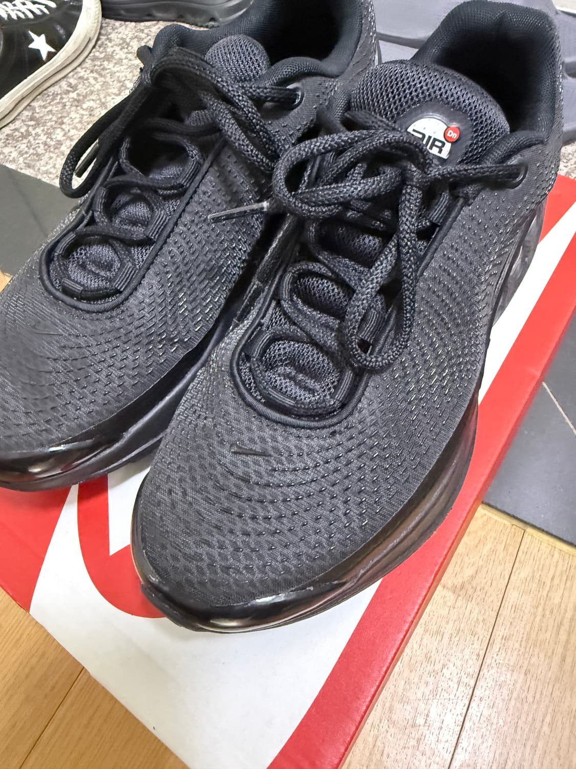 나이키 에어맥스 dn 블랙 255사이즈 상품이미지1