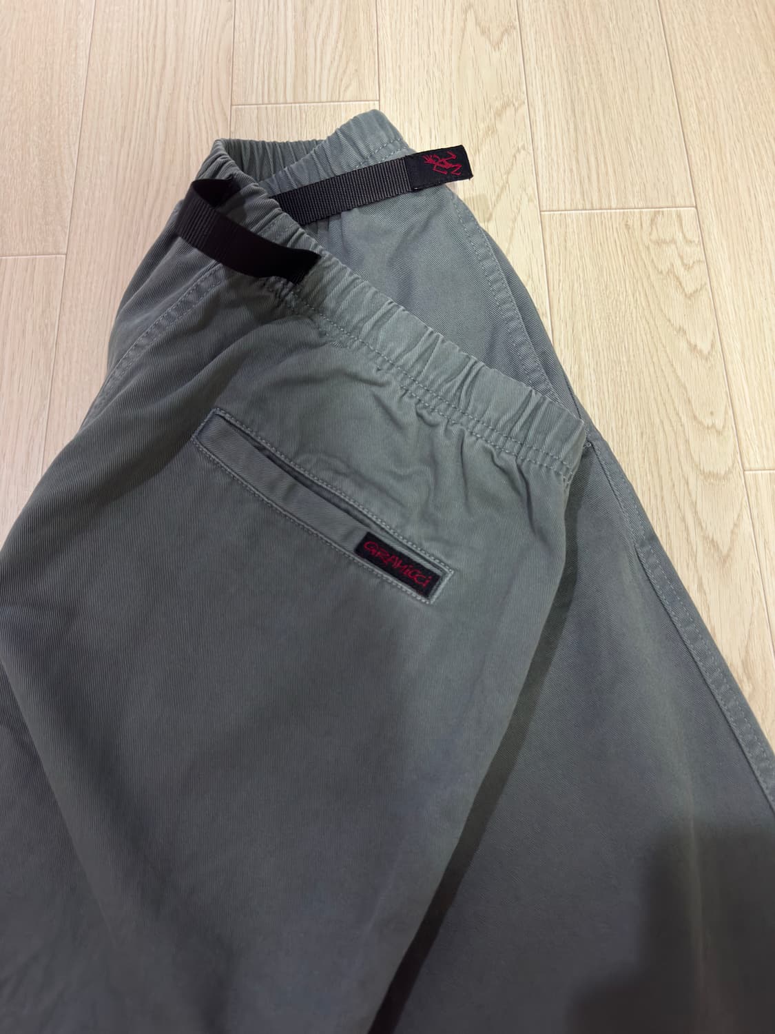 그라미치 팬츠 Seal색상 L 상품이미지4