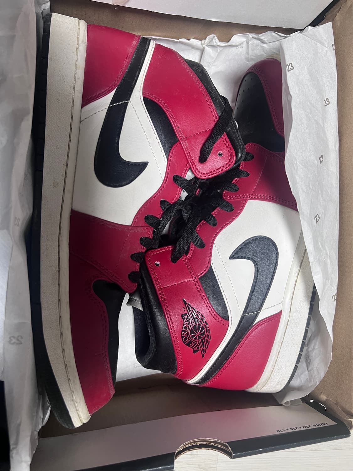 조던 1 미드 시카고 블랙토 290 상품이미지1