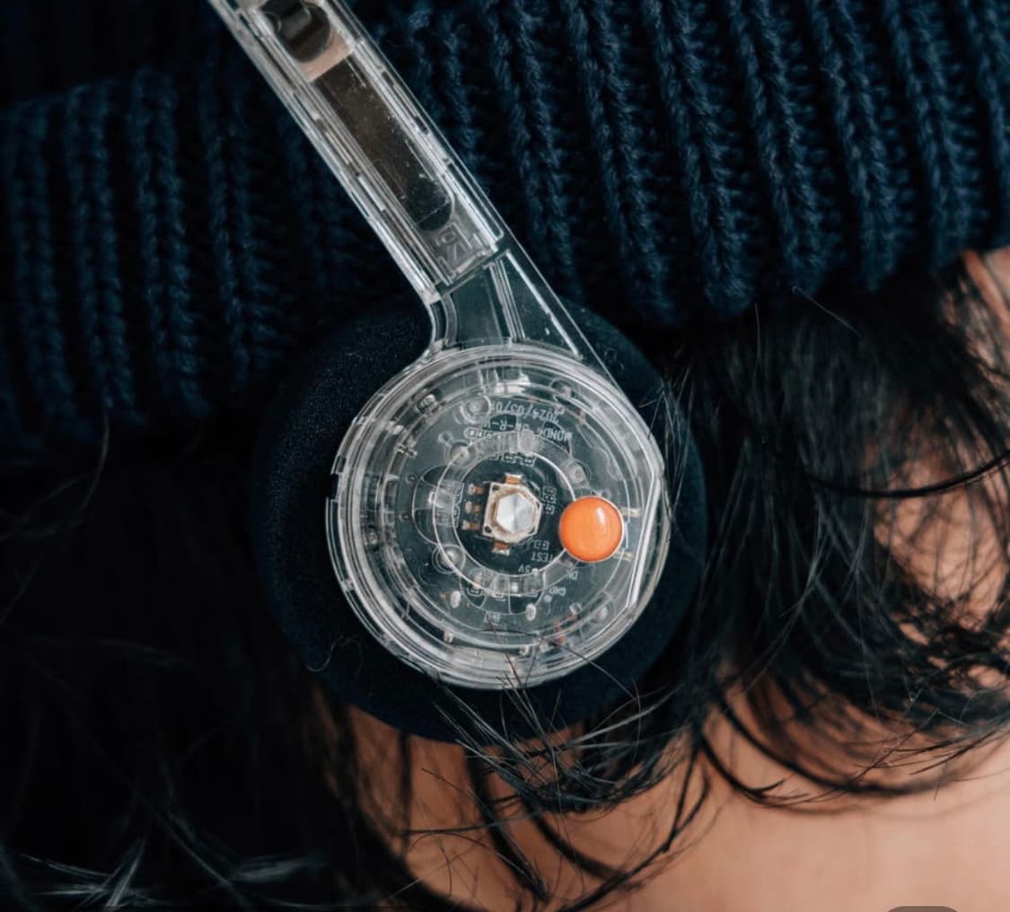 몬도 프리스타일 무선 블루투스 온이어 헤드폰 레트로 감성 초경량 데일리  상품이미지2