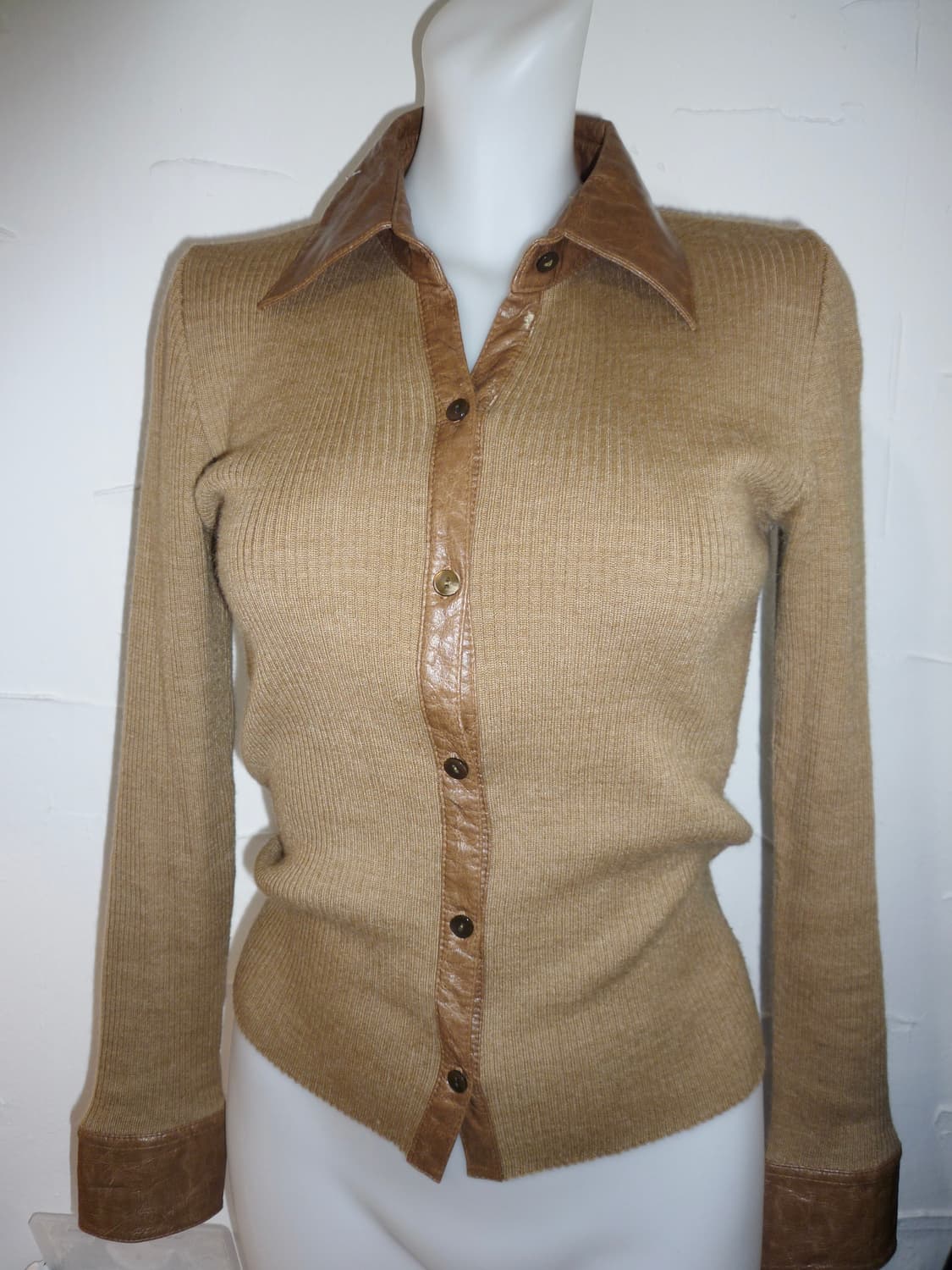 leather accent knit 상품이미지5